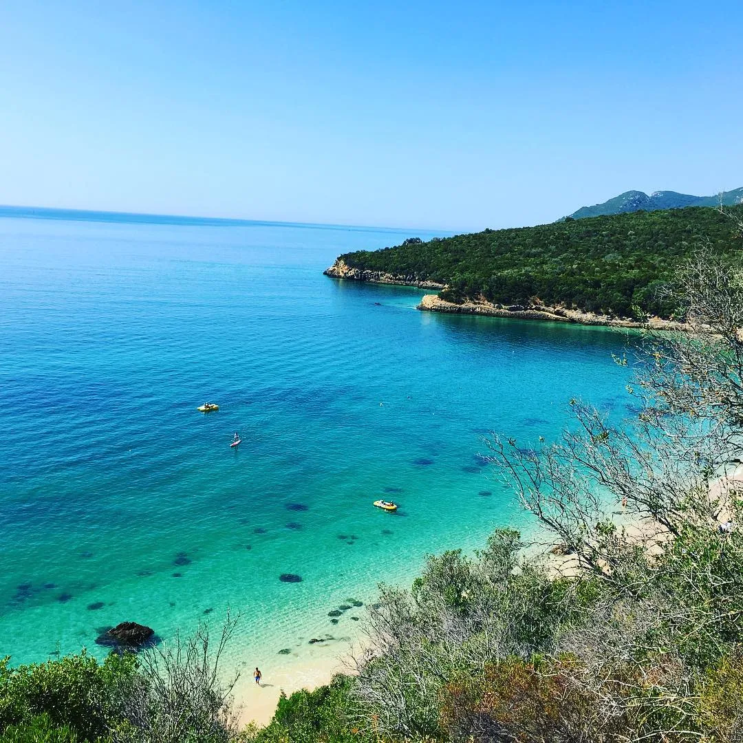 Galapinhos Beach — turquoise waters